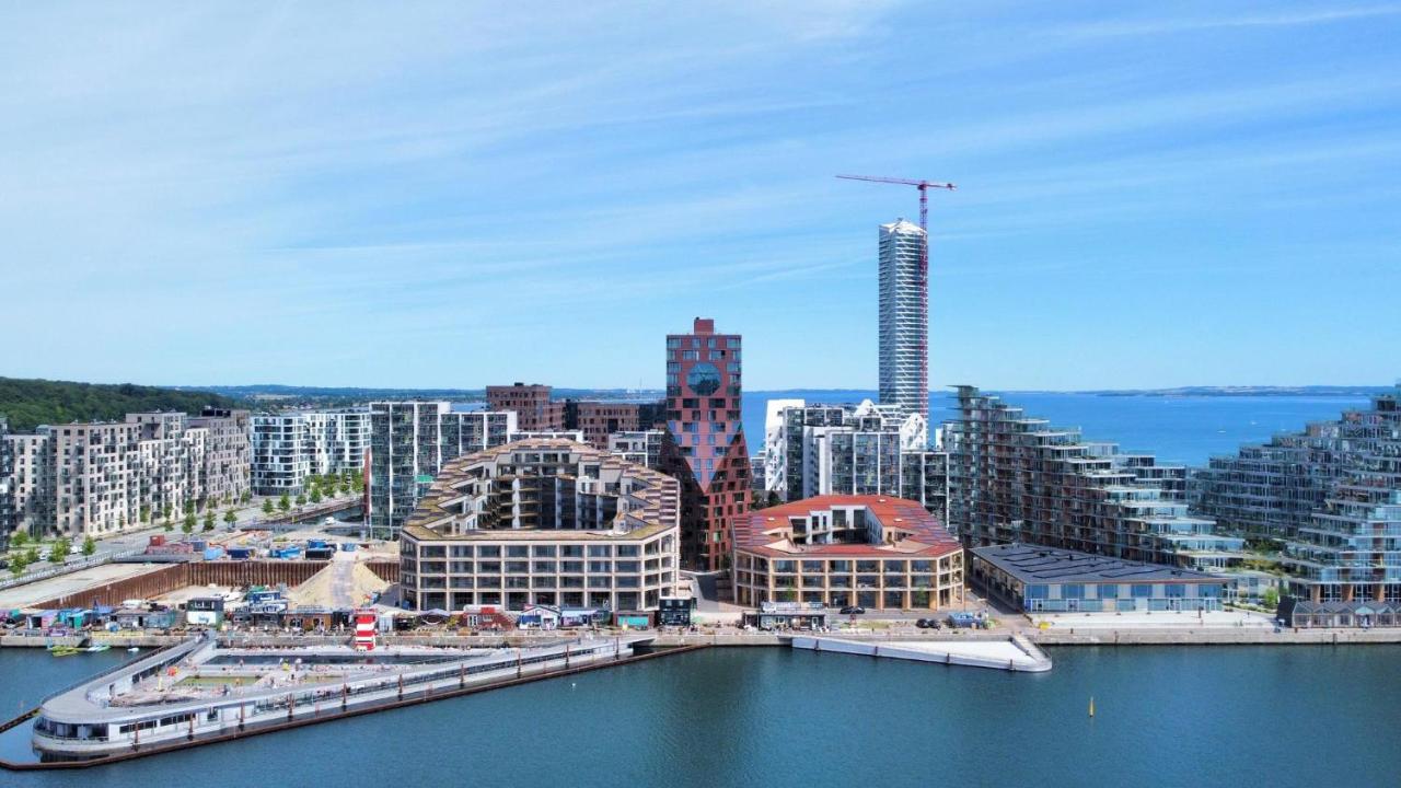 Apartment Directly To Seafront Of Bassin 7 With Big Balcony And Free Parking Århus Екстериор снимка