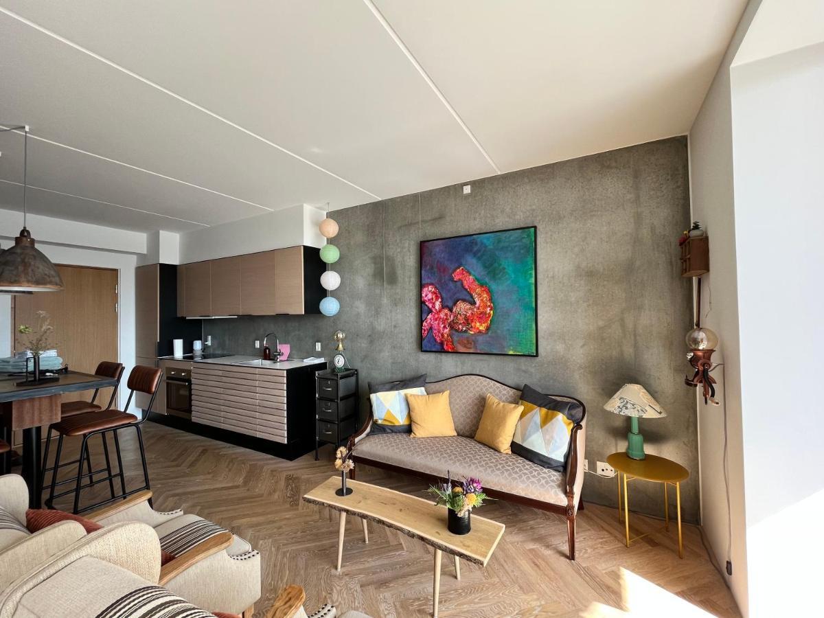 Apartment Directly To Seafront Of Bassin 7 With Big Balcony And Free Parking Århus Екстериор снимка